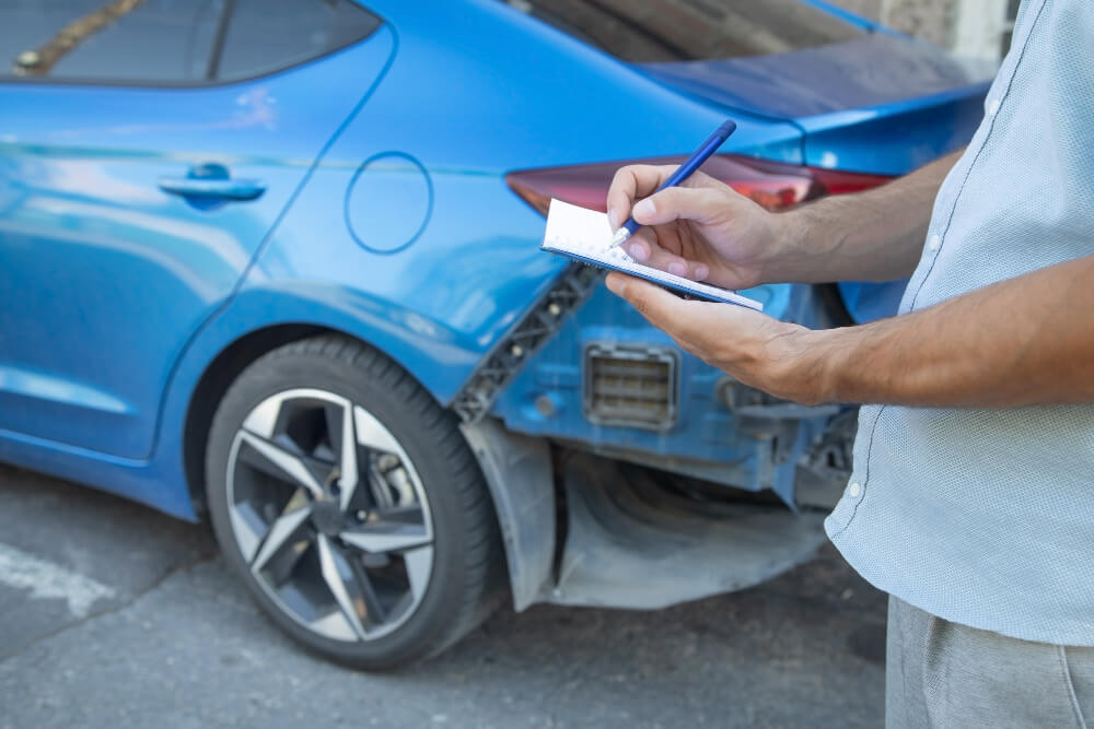 SVCAR Ingenieur- und Sachverständigengesellschaft mbH - Ihre Kfz Gutachter in Duisburg und Umgebung